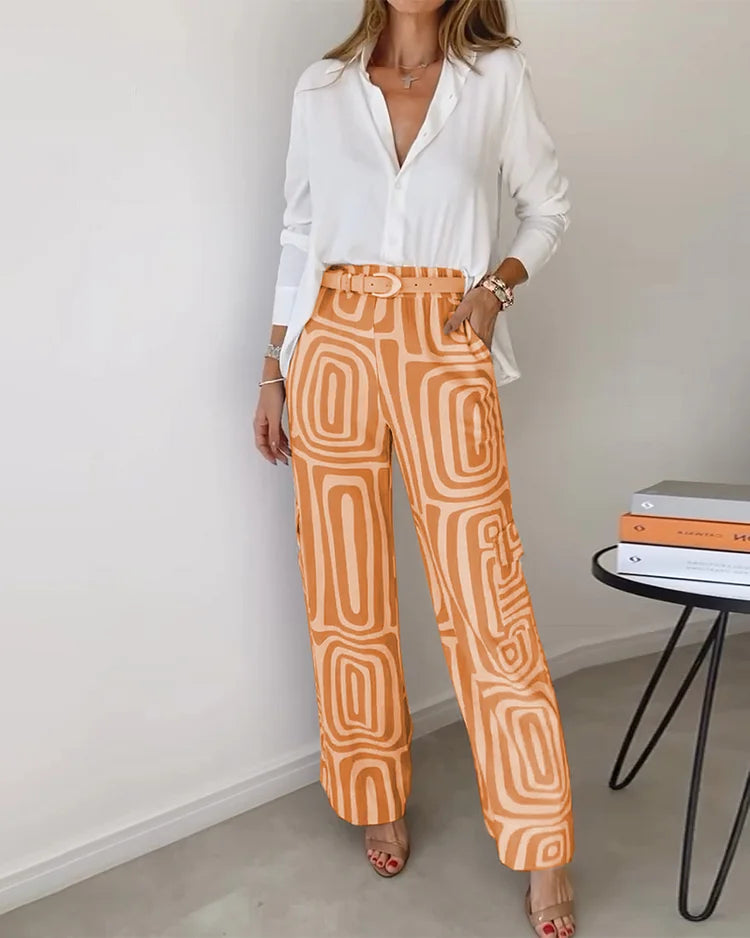 High-waisted trousers with geometric pattern