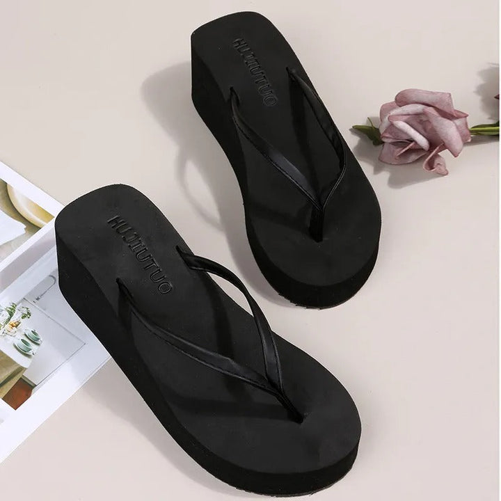 Elegant lightweight platform flip-flops