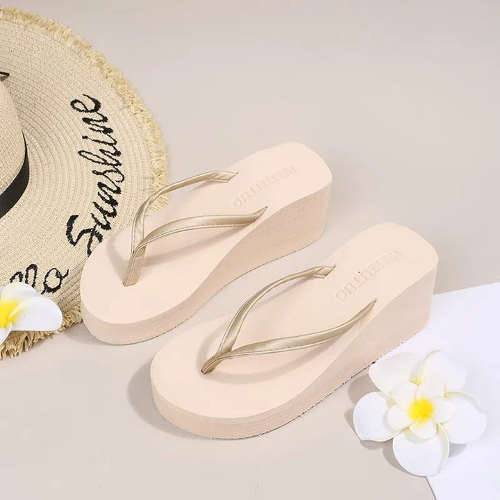 Elegant lightweight platform flip-flops