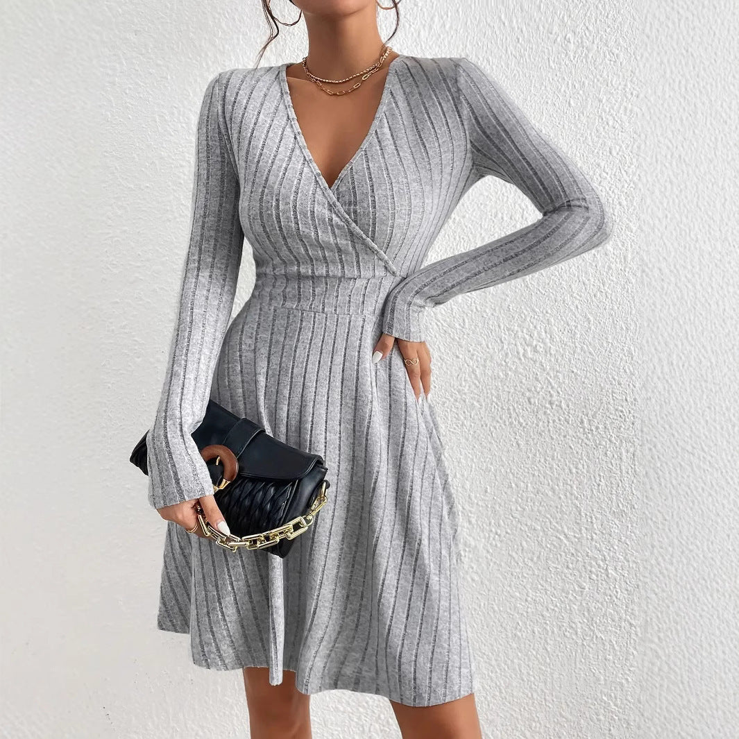 Elegant ribbed long-sleeve wrap dress