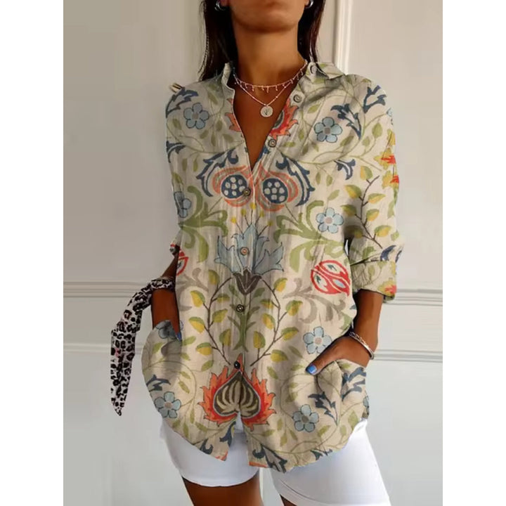 Casual blouse with floral print