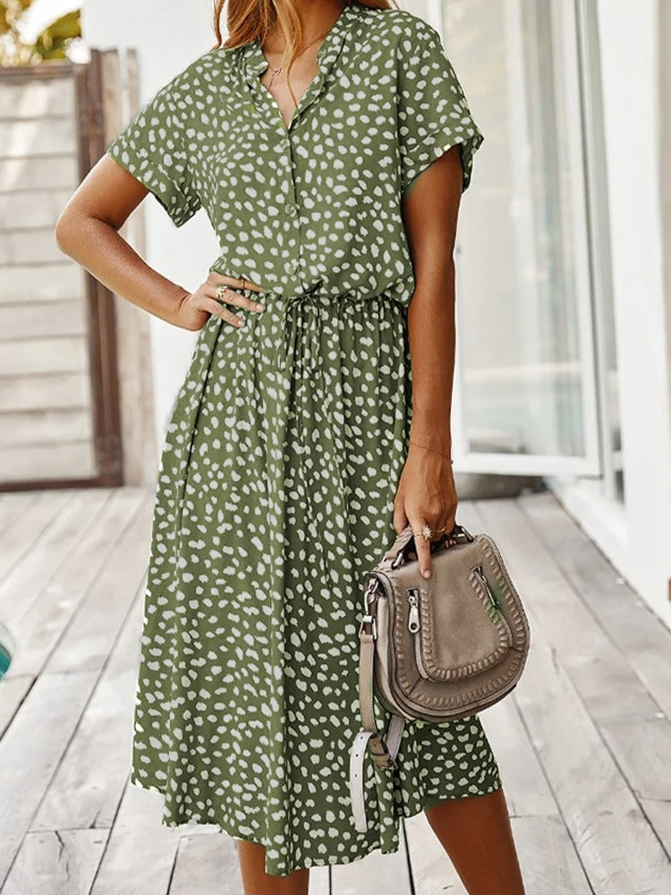 Lightweight midi dress with short sleeves