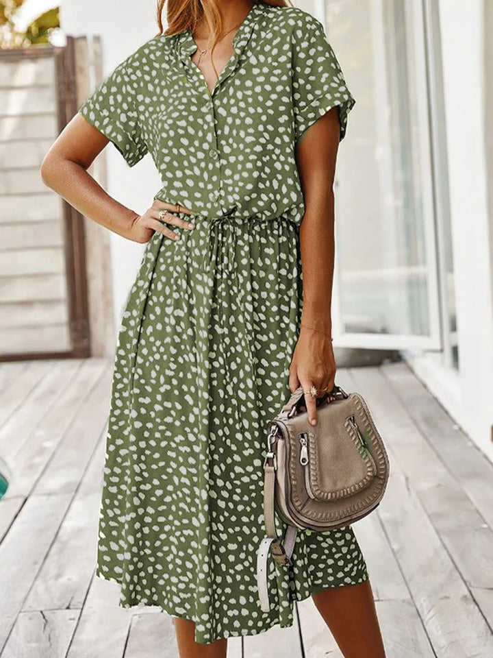 Lightweight midi dress with short sleeves