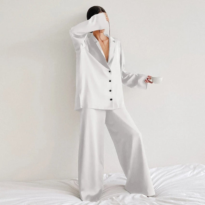 Chloe - Luxurious silky oversized pajama set