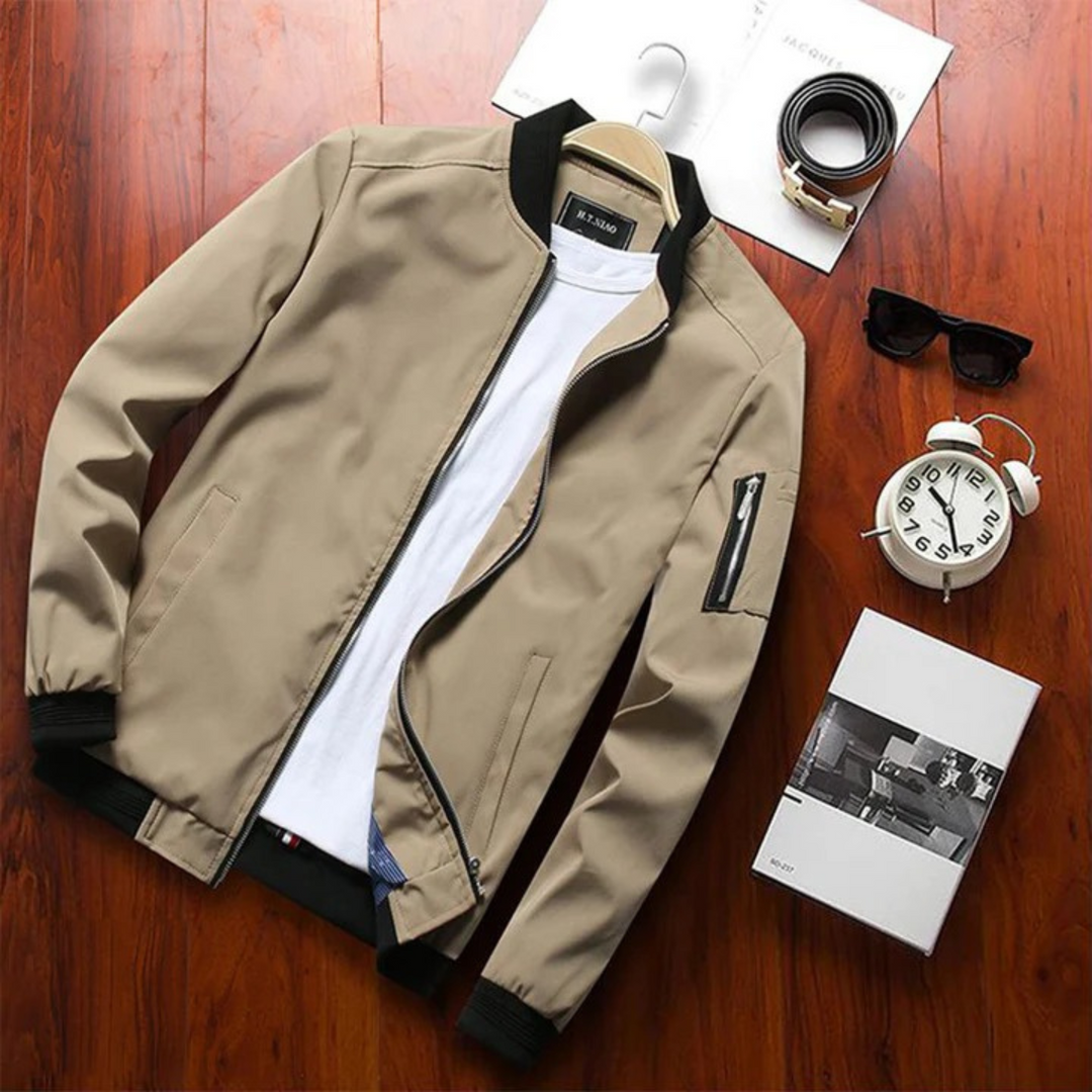 Comfortable and stylish bomber jacket