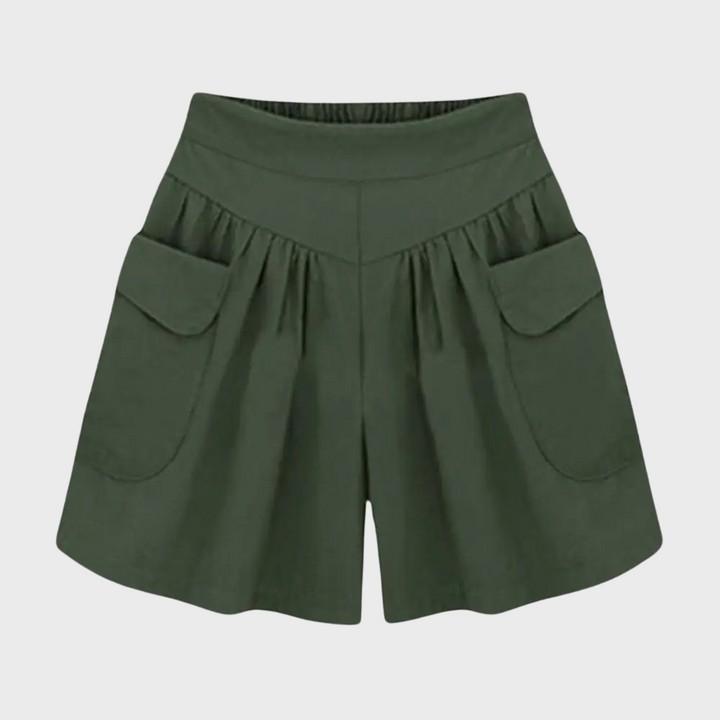 Casual breathable shorts with deep pockets