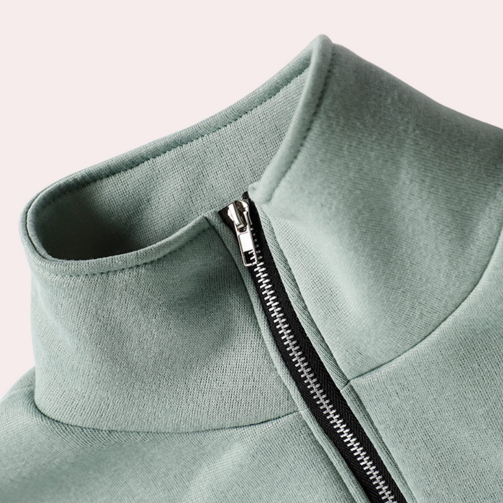 Comfortable tracksuit pullover with zipper