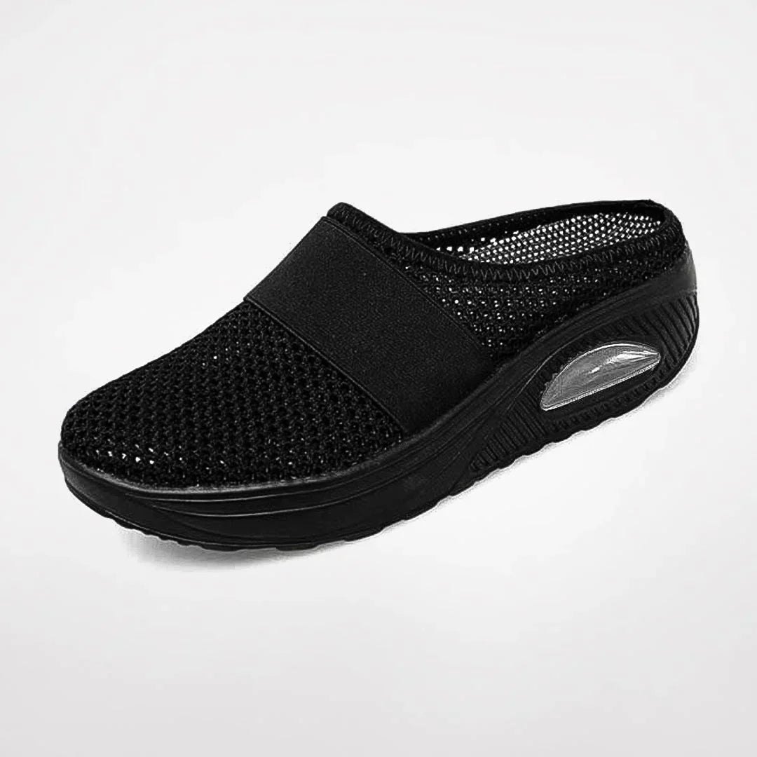 Breathable lightweight women's slippers