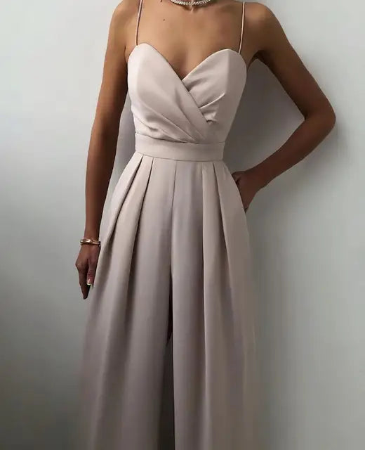 Elegant sleeveless classic jumpsuit