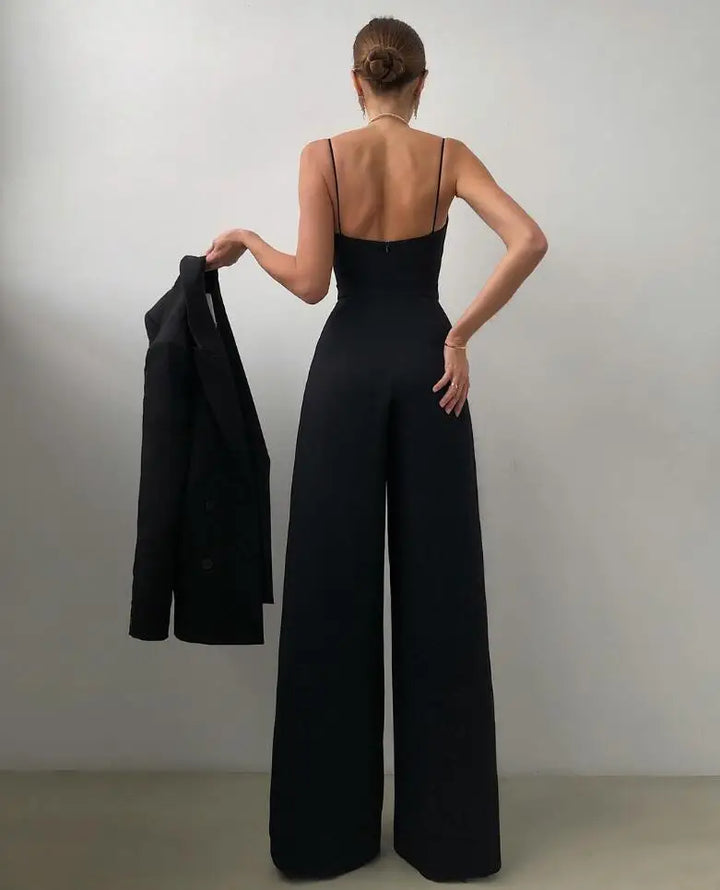 Elegant sleeveless classic jumpsuit