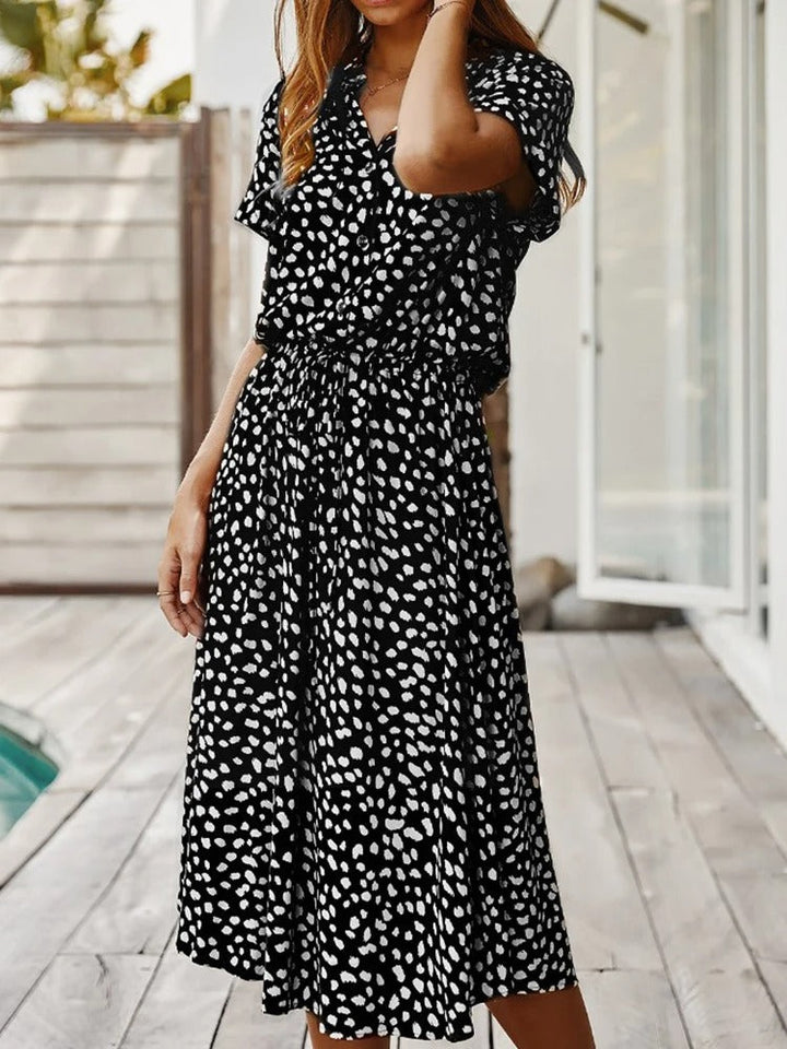 Lightweight midi dress with short sleeves