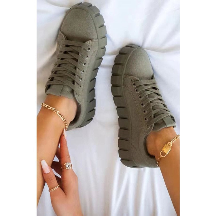 Stylish sneakers with thick platform sole