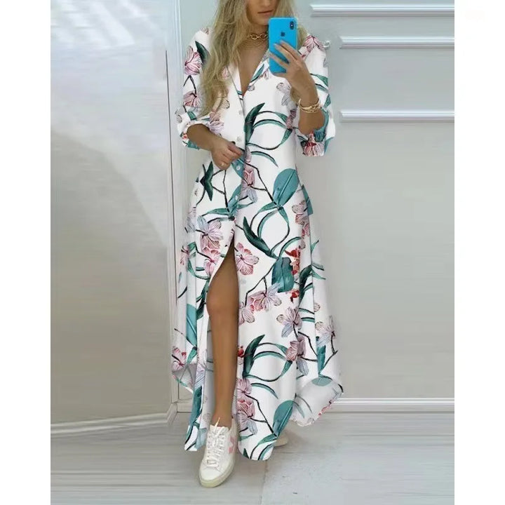 Stylish maxi dress with eye-catching prints