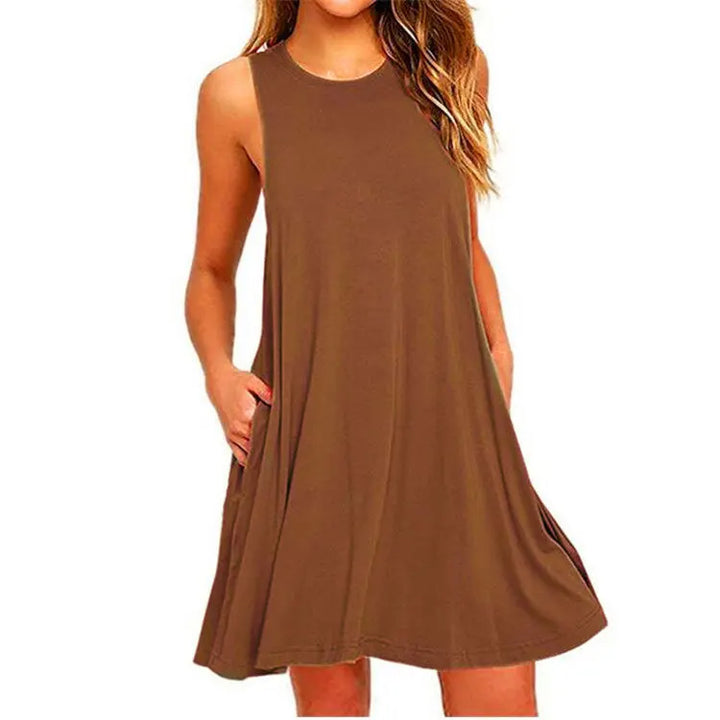 Comfortable casual dress with side pocket