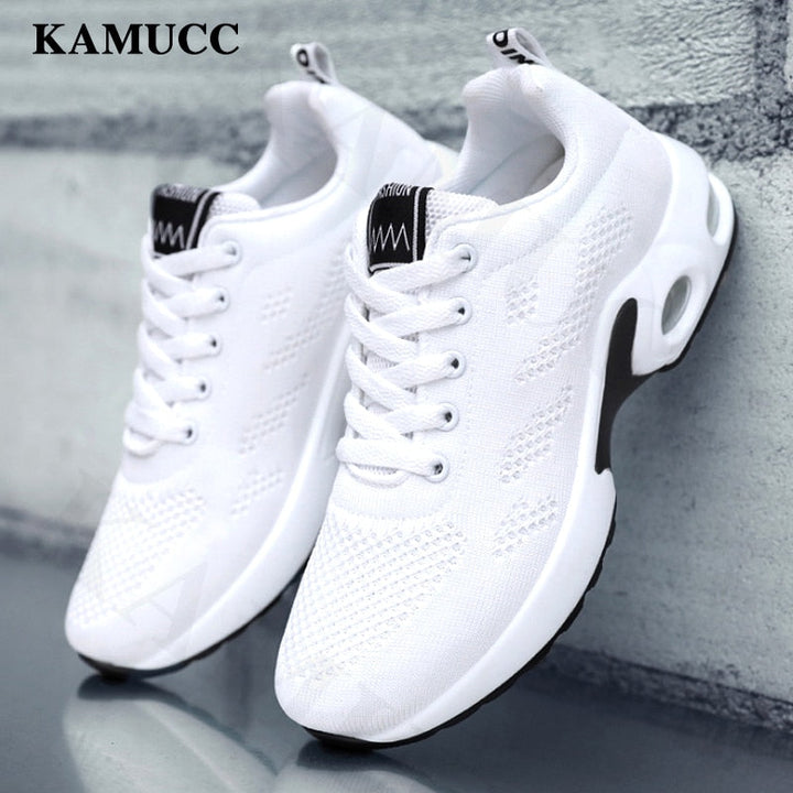 Sports shoes for women