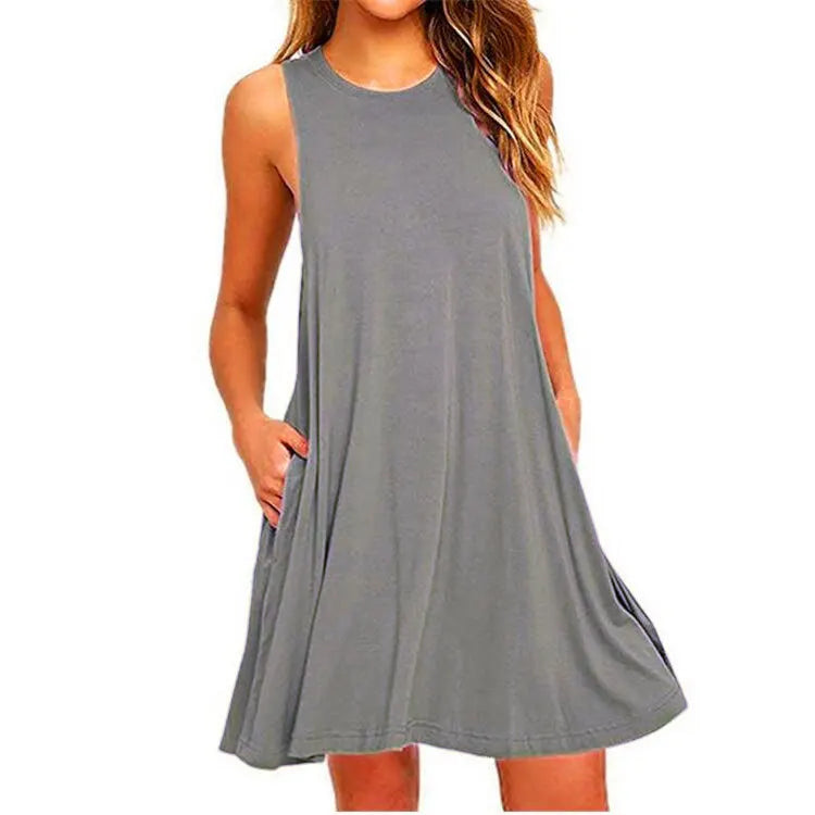 Comfortable casual dress with side pocket