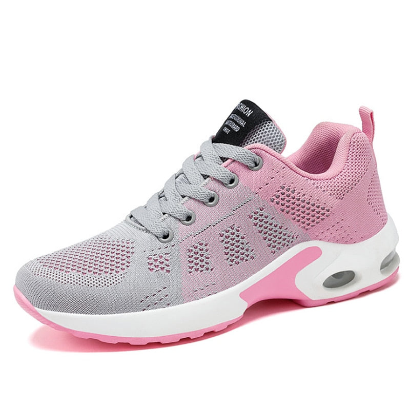 Sports shoes for women