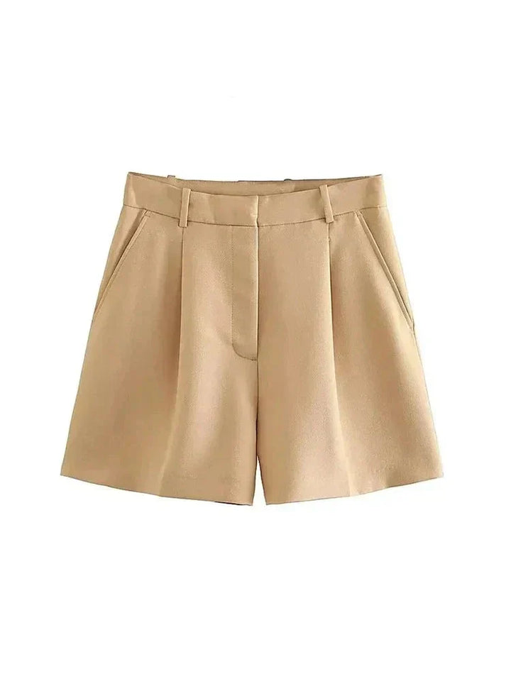 Timeless elegant high-waisted shorts