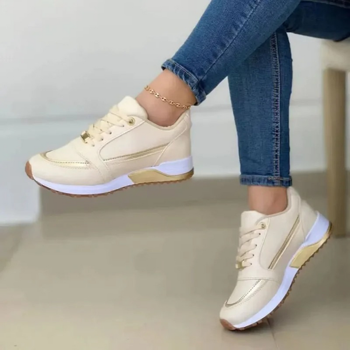 Stylish women's lace-up shoes