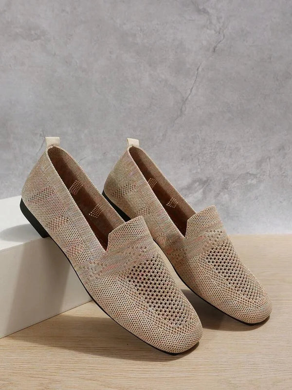 Airy and light loafer for women