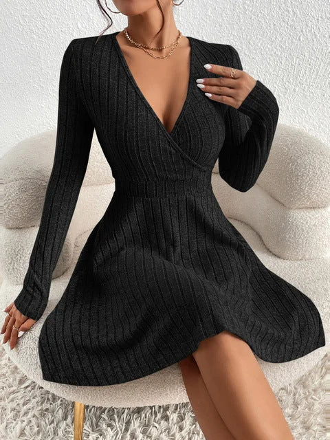 Elegant ribbed long-sleeve wrap dress