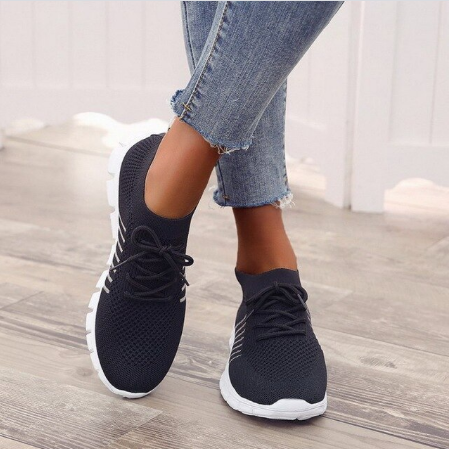 Breathable sneakers for women