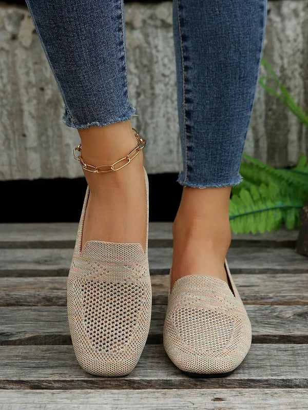 Airy and light loafer for women