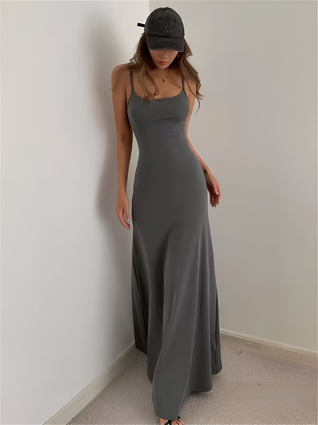 Chic sleeveless full-length dress