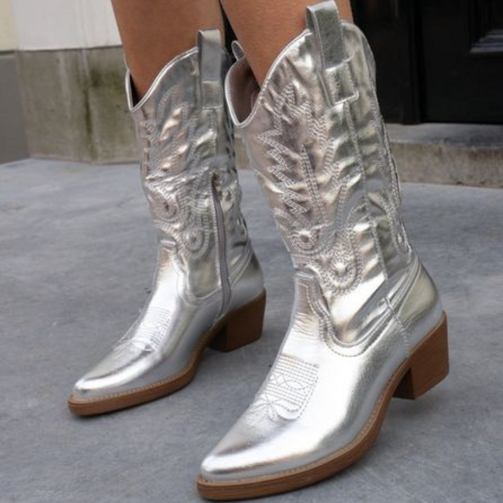 Fashionable women's cowboy boots