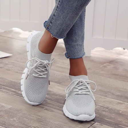 Breathable sneakers for women