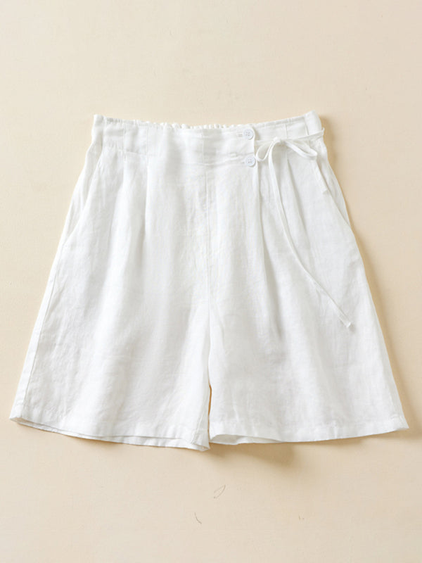 Elegant shorts with stylish adjustable waist