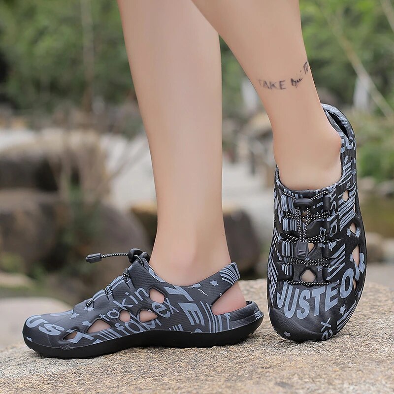 Comfortable tactical outdoor sandals