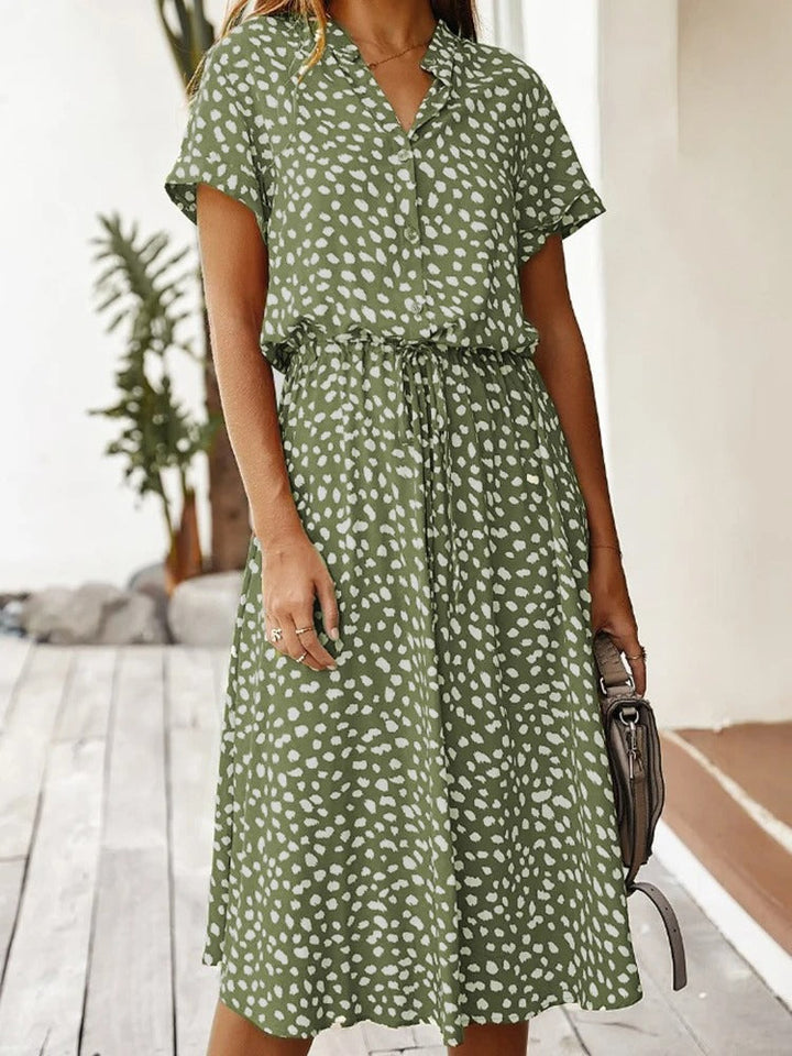 Lightweight midi dress with short sleeves